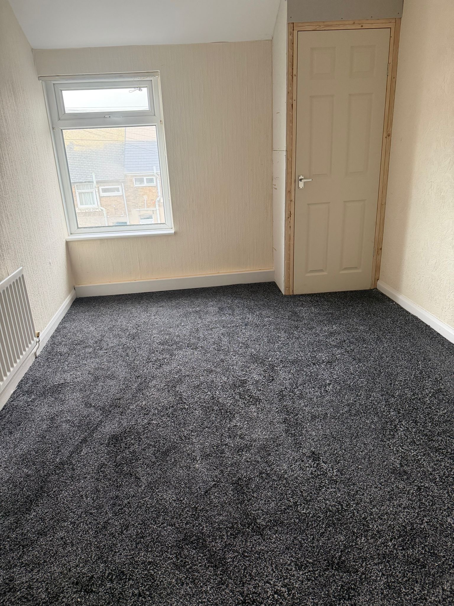 94e0ee1c-470d-409d-838e-5b8186a5e7b3